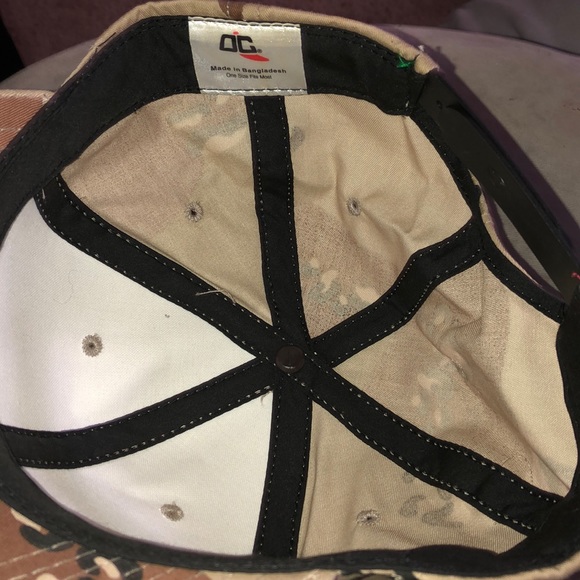 Desert Camo SnapBack - Picture 4 of 7